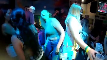 Немецкий групповой секс в частном свингерском клубе для зрелых