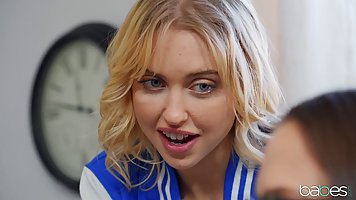 Теңіздегі жетілген порно секс